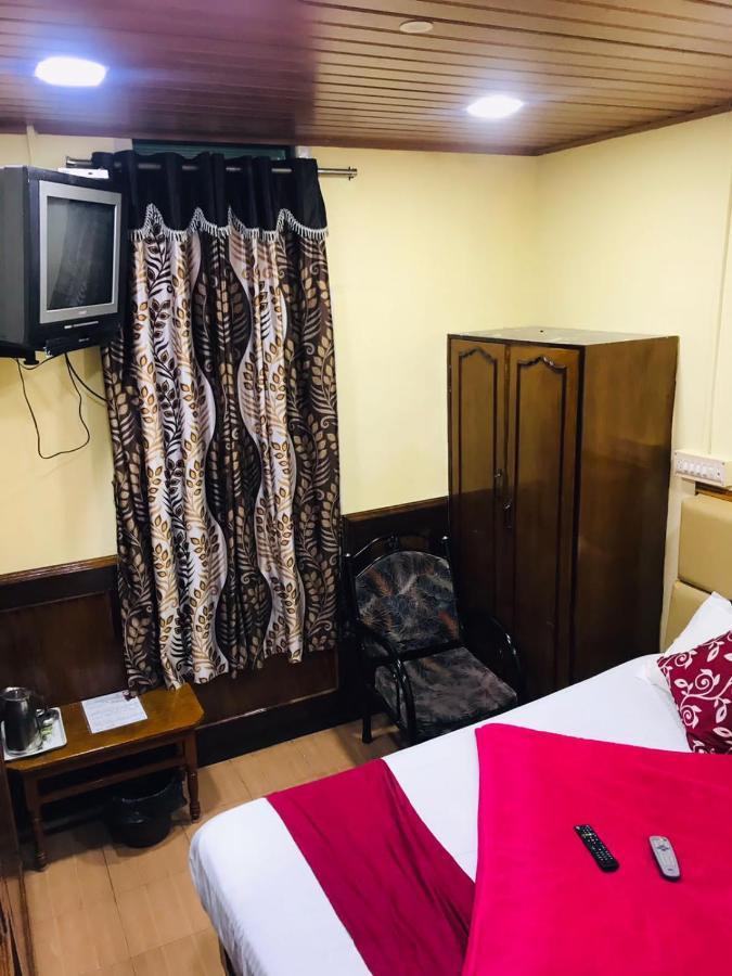 Hotel Mystique Inn Utakamand Zewnętrze zdjęcie