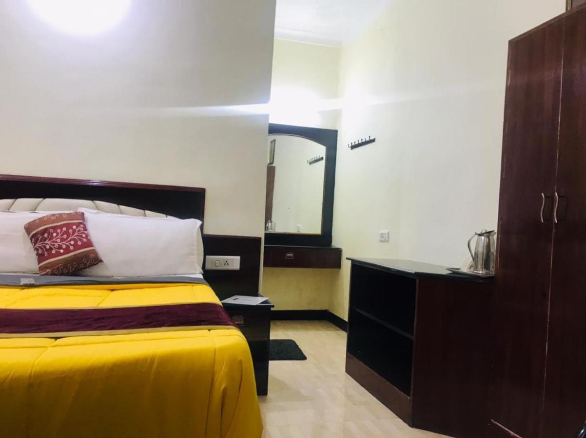 Hotel Mystique Inn Utakamand Zewnętrze zdjęcie